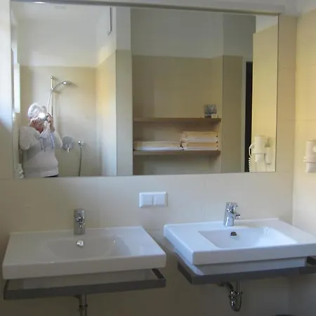 Hohl Guest house