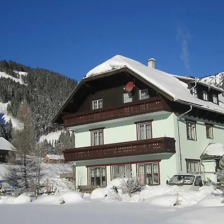 Hohl Guest house *